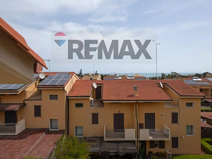 Appartamento con 7 locali in vendita in Via Niccolò Copernico Coop Archigeo Pal B Snc, Augusta