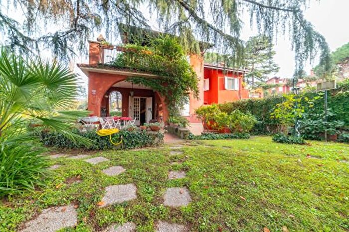 Casa con 6 locali in vendita in Via delle Pantanelle, Ciampino