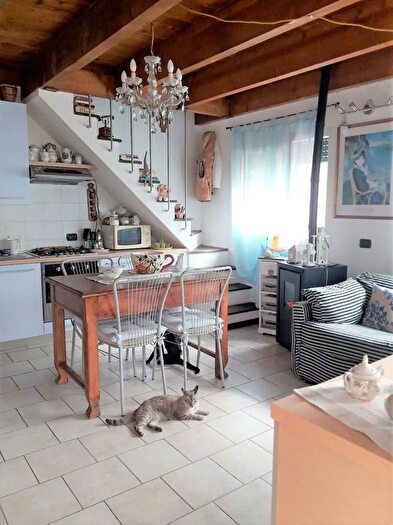 Casa trilocale in vendita in Via Turistica Camporosso, Camporosso