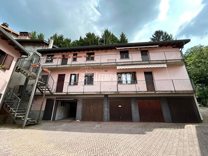 Appartamento bilocale in vendita in Via Curt del Zepp Drezzo, Colverde