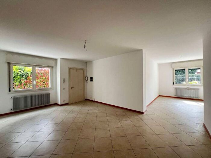 Appartamento con 5 locali in affitto in Carpenedo Bissuola, Venezia