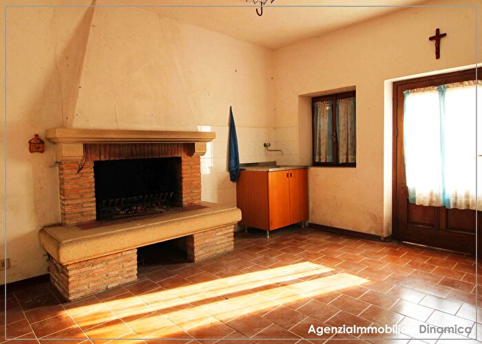 Casa con 6 locali in vendita in Vicolo Gugei, Miane