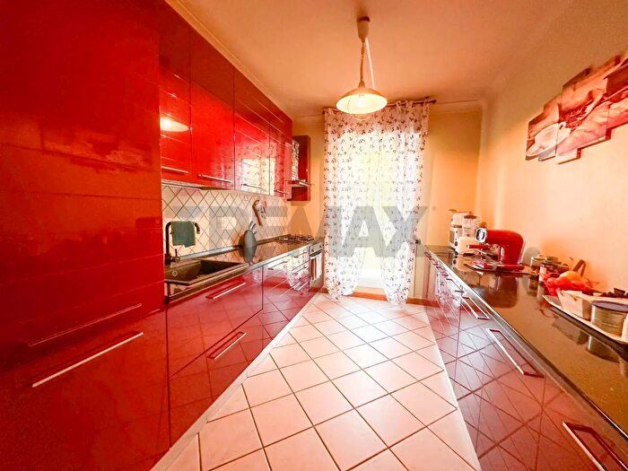 Appartamento con 5 locali in vendita in Via Papa Giovanni XXIII, Desenzano Del Garda