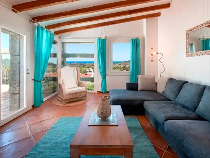 Casa trilocale in vendita in Castiadas