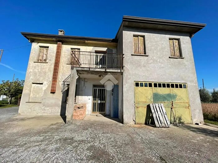 Casa con 7 locali in vendita in Via Arzaron, Arzergrande
