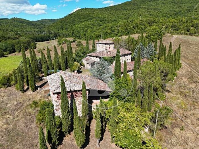 Casa con 6 locali in vendita in Località Castagnoli, Gaiole In Chianti