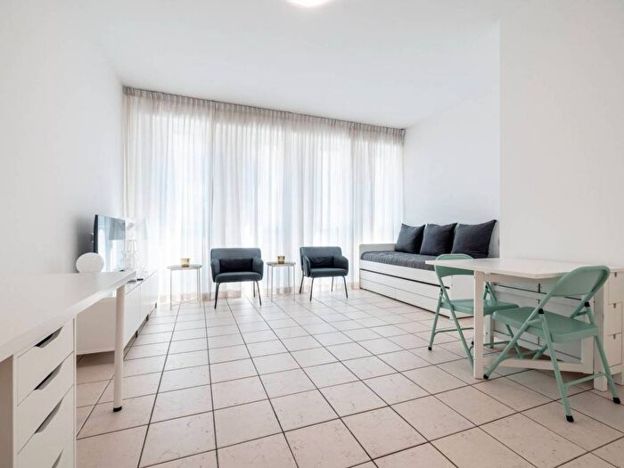 Appartamento monolocale in affitto in Corso Lodi, Lodi Brenta, Milano