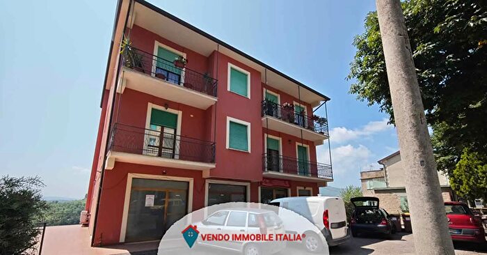 Appartamento con 6 locali in vendita in Viale IV Novembre, San Venanzo
