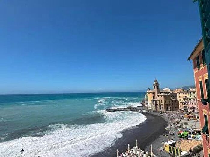 Appartamento quadrilocale in affitto in Via Giuseppe Garibaldi, Centro, Camogli
