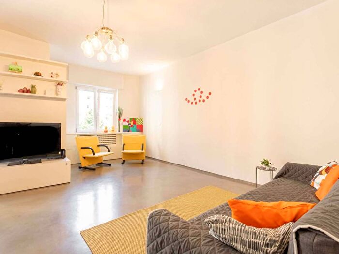 Appartamento trilocale in affitto in Via Giuseppe Antonio Borgese, Cenisio, Milano