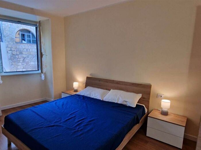 Appartamento trilocale in affitto in Centro Storico, Tarquinia