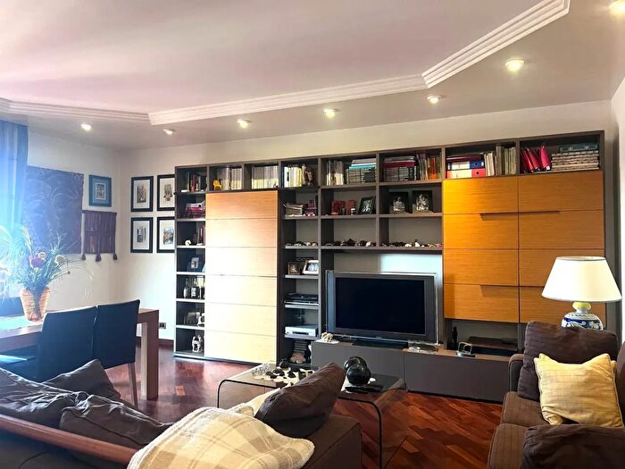 Appartamento trilocale in vendita in Palermo
