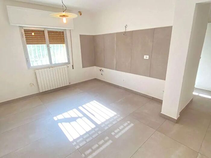 Appartamento trilocale in vendita in Grazia Deledda, Cervia