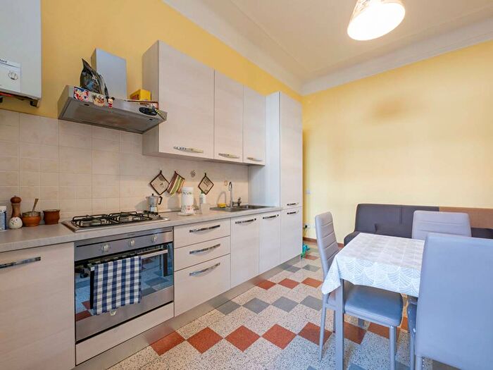 Appartamento bilocale in affitto in Via Nicostrato Castellini, Farini, Milano