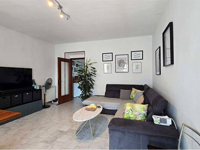 Appartamento trilocale in affitto in via selvigia, Centro, Varallo Pombia