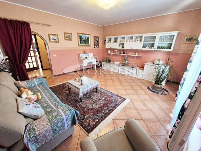 Appartamento con 5 locali in vendita in Strada Statale Tiberina, Citta Di Castello