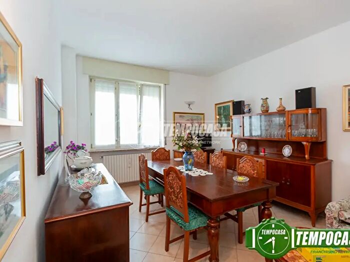 Appartamento trilocale in vendita in Via Ugo Foscolo, Soresina