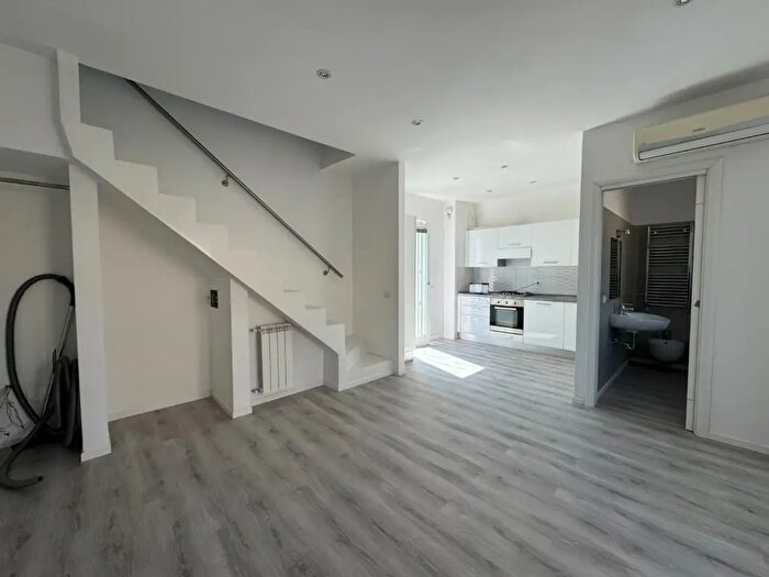 Appartamento bilocale in vendita in Via Roberto Paribeni, Roma