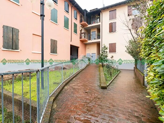 Appartamento trilocale in vendita in Via Don Luigi Roncagli, Castelfranco Emilia