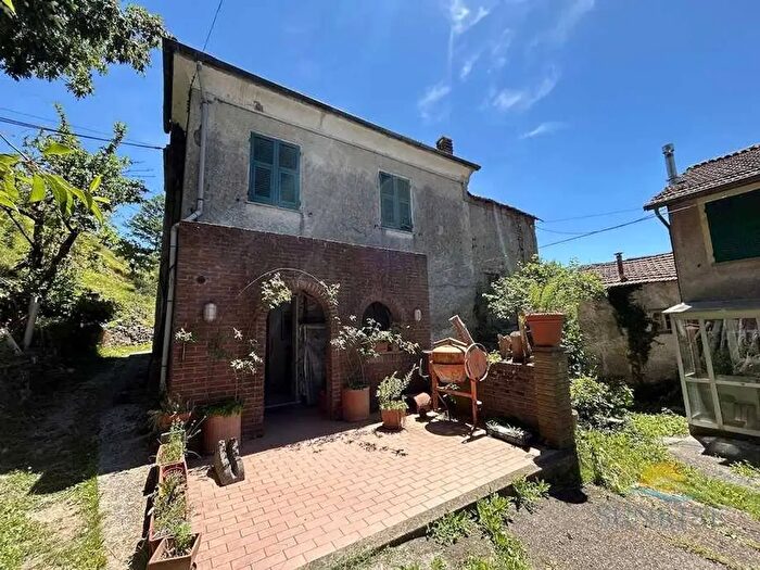 Casa quadrilocale in vendita in Loc Panigasse, Ronco Scrivia
