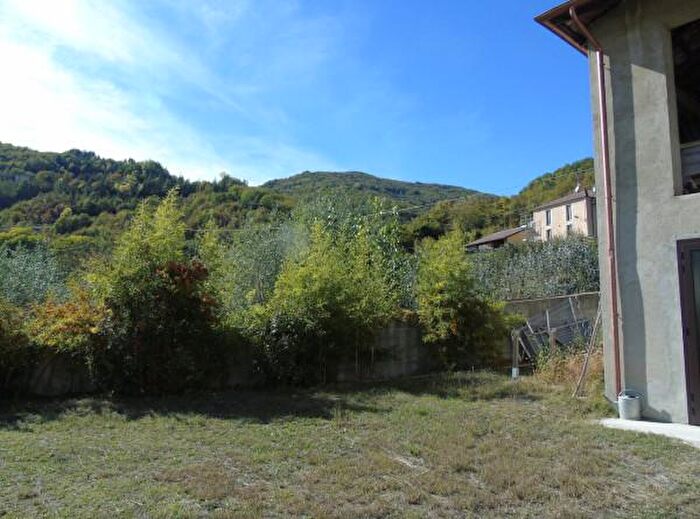 Casa con 5 locali in vendita in Via Valle Bormida, Gorzegno
