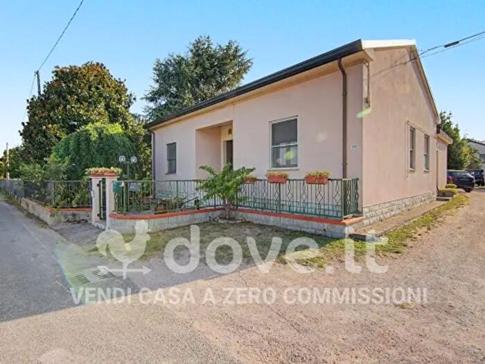 Casa con 5 locali in vendita in Via San Martino in Flume, Cesena