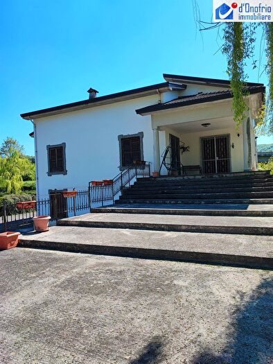 Appartamento con 5 locali in affitto in Via Fontana Veccia, Campobasso