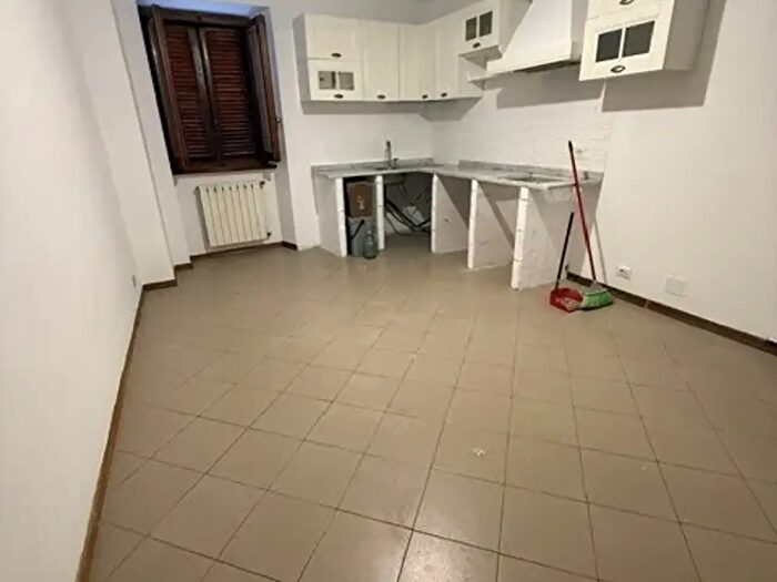 Appartamento con 5 locali in vendita in Camaiore