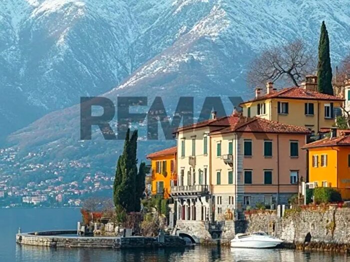 Casa con 5 locali in vendita in Gargnano