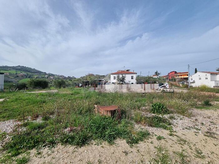 Casa monolocale in vendita in Strada Provinciale, Canzano