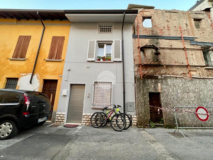 Casa trilocale in vendita in Via Corniani, Orzinuovi