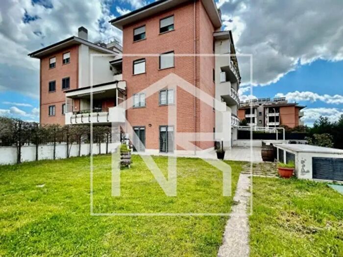 Appartamento trilocale in vendita in Via Don Tonino Bello, Roma