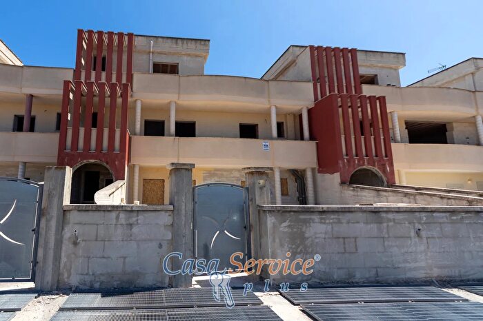 Casa bilocale in vendita in lGo della Costituzione Parabita Le Italia, Parabita