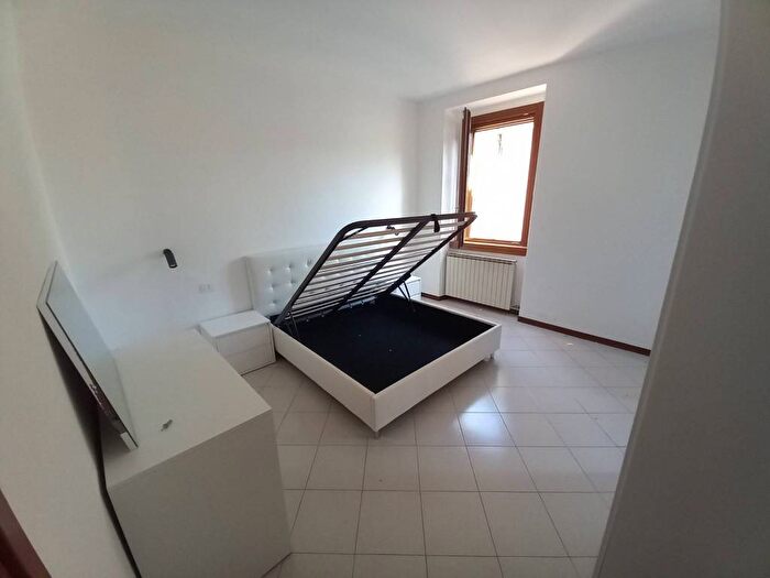 Appartamento bilocale in affitto in Via Carlo Alberto, Centro Storico, Monza