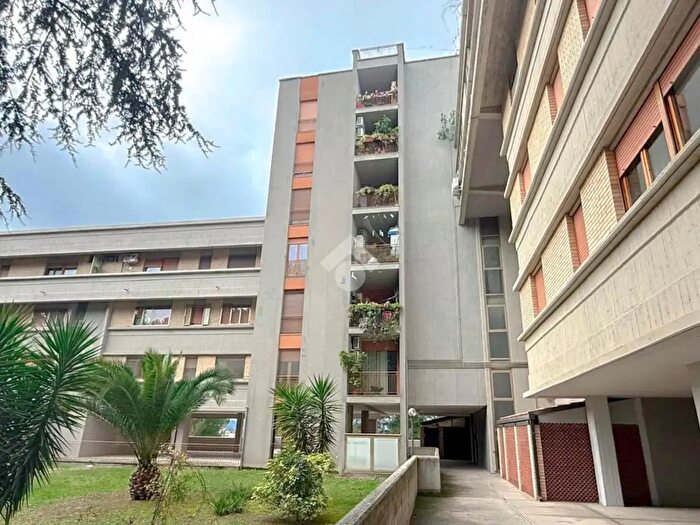 Appartamento trilocale in vendita in Via Colle dellAra, Chieti