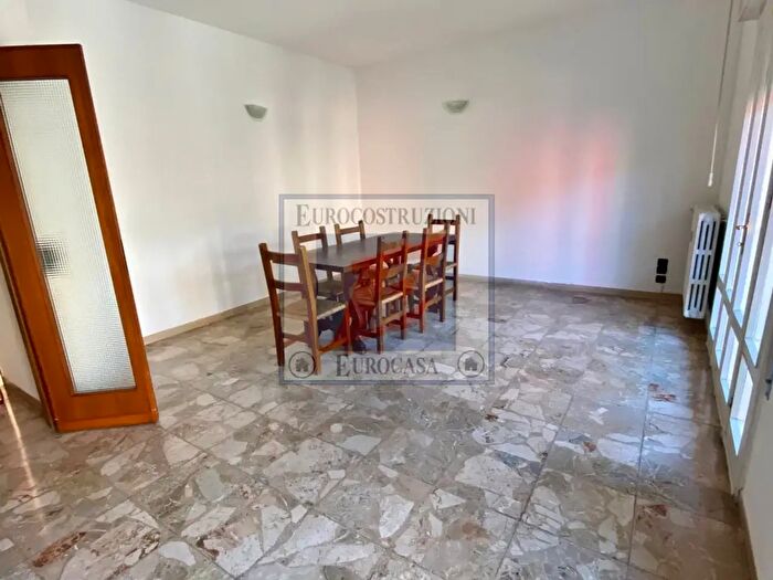 Appartamento quadrilocale in vendita in Via Beato Luigi Guanella, Padova