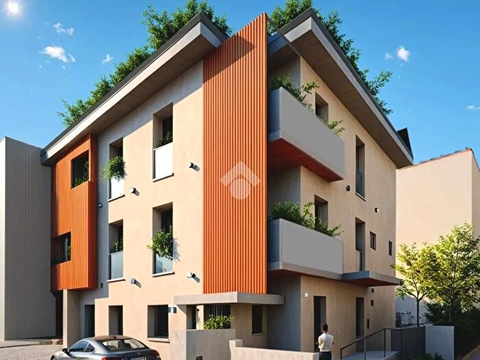 Appartamento con 5 locali in vendita in Via II Giugno, San Lazzaro Di Savena