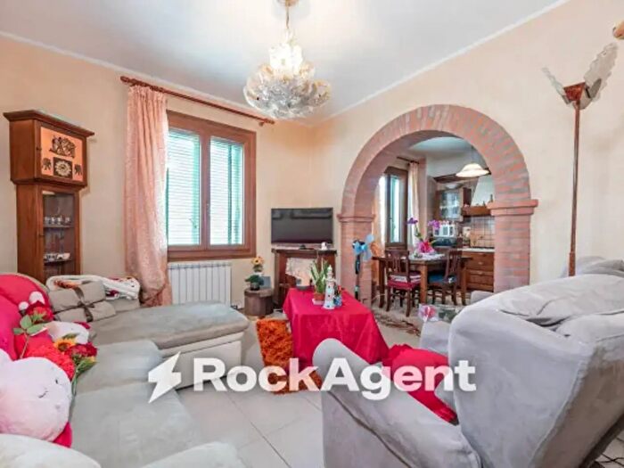 Appartamento trilocale in vendita in Via Gherardo Ghirardini, Rovigo