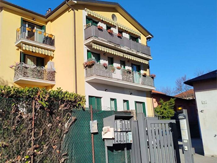 Appartamento bilocale in affitto in Via Tonale, Giubiano San Carlo, Varese