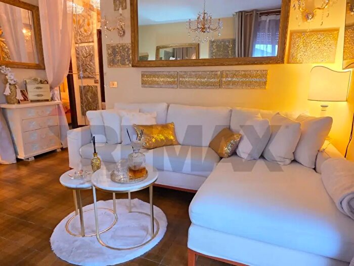 Appartamento bilocale in vendita in Viale Motta, Desenzano Del Garda