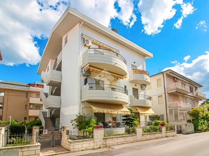 Appartamento bilocale in vendita in Via delle Regioni, Alba Adriatica