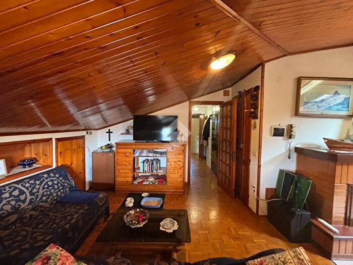 Appartamento trilocale in vendita in Viale Giotto, Ravenna