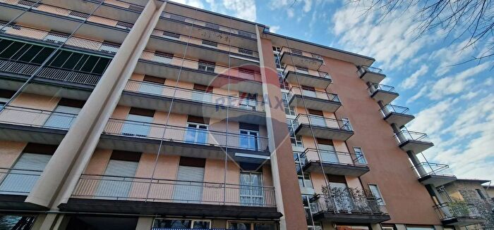 Appartamento quadrilocale in vendita in Via Maioni, Borgomanero