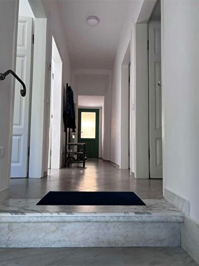 Appartamento quadrilocale in affitto in Luni