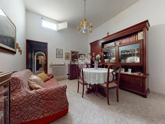 Casa quadrilocale in vendita in Via S Lorenzo, Francavilla Fontana