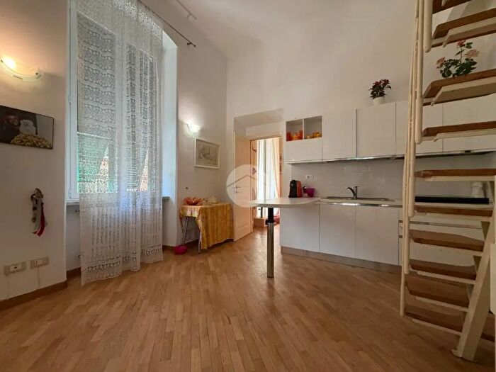 Appartamento con 5 locali in vendita in Via Gramsci, La Spezia