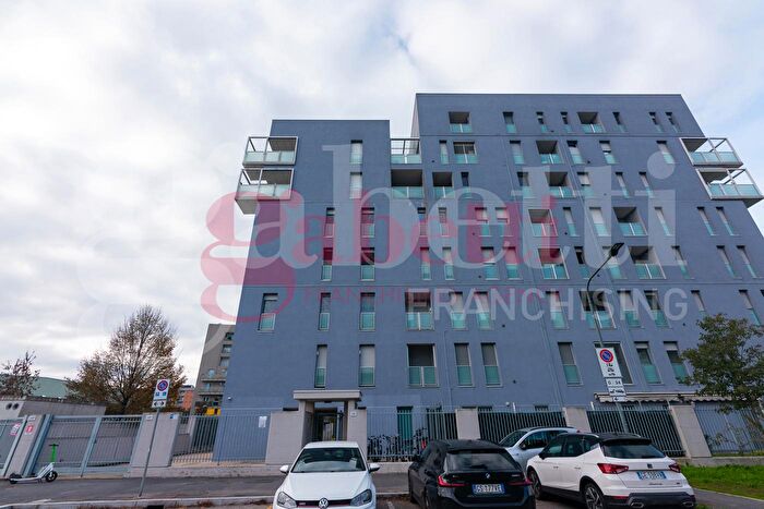 Appartamento trilocale in vendita in Via di Rudinì, Milano