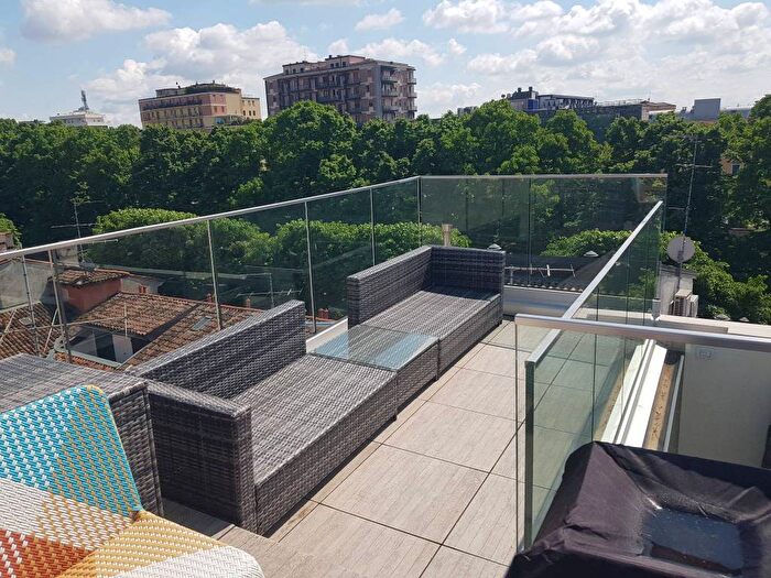 Appartamento con 5 locali in affitto in Via Francesco Crispi, Magenta Arnaldo, Brescia