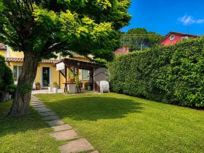 Casa trilocale in vendita in Via Galeazza, Savignano Sul Rubicone