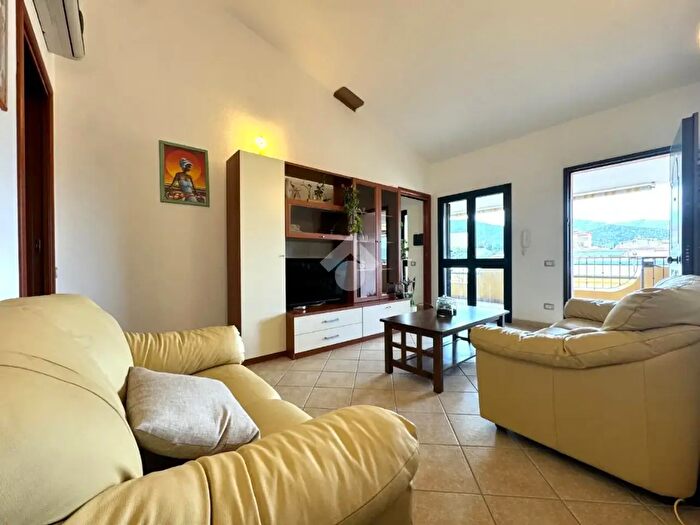 Appartamento trilocale in vendita in Via Libeccio, Muravera